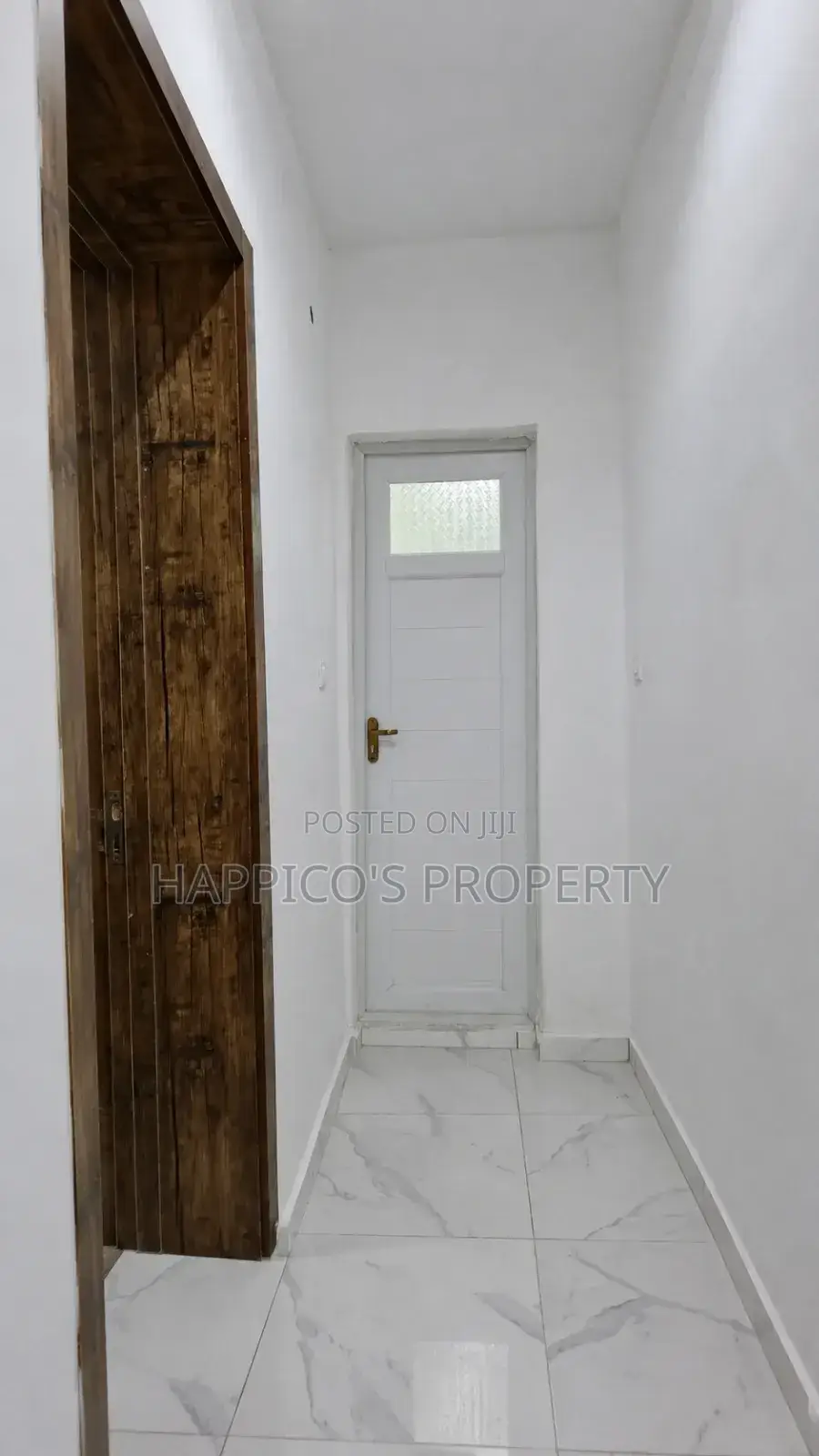 Mini Flat in Pedro, Iwaya for rent