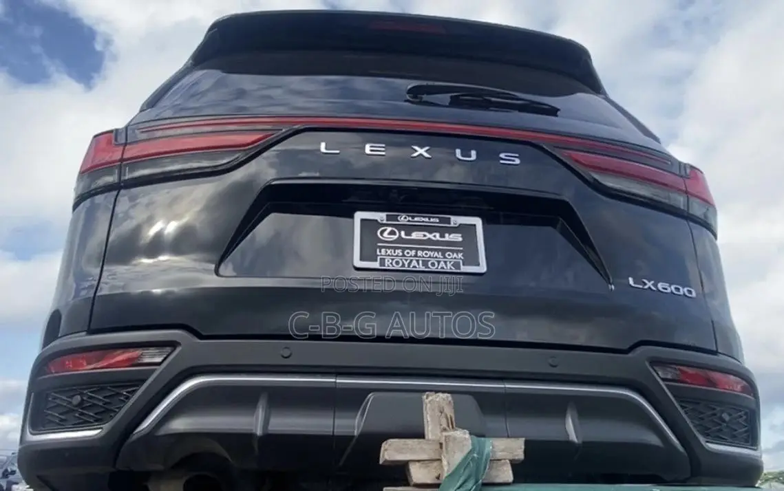 Lexus LX 600 2024 Black