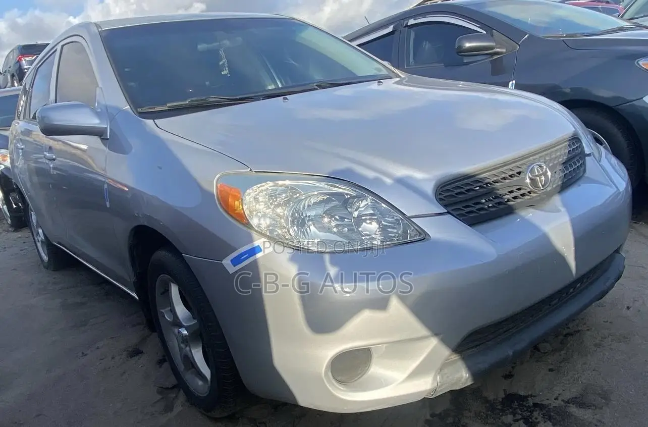 Toyota Matrix XR Hatchback AWD (1.8L 4cyl 4A) 2006 Silver