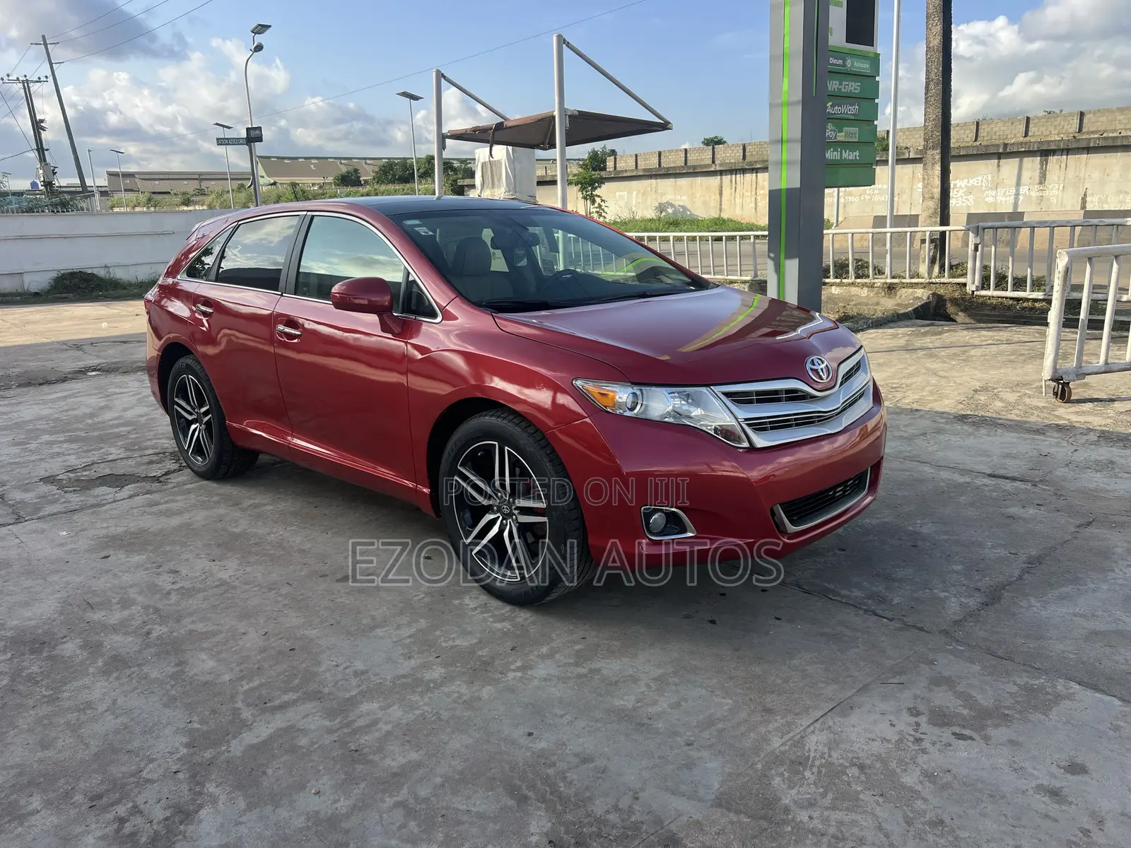 Toyota Venza 2010 Red
