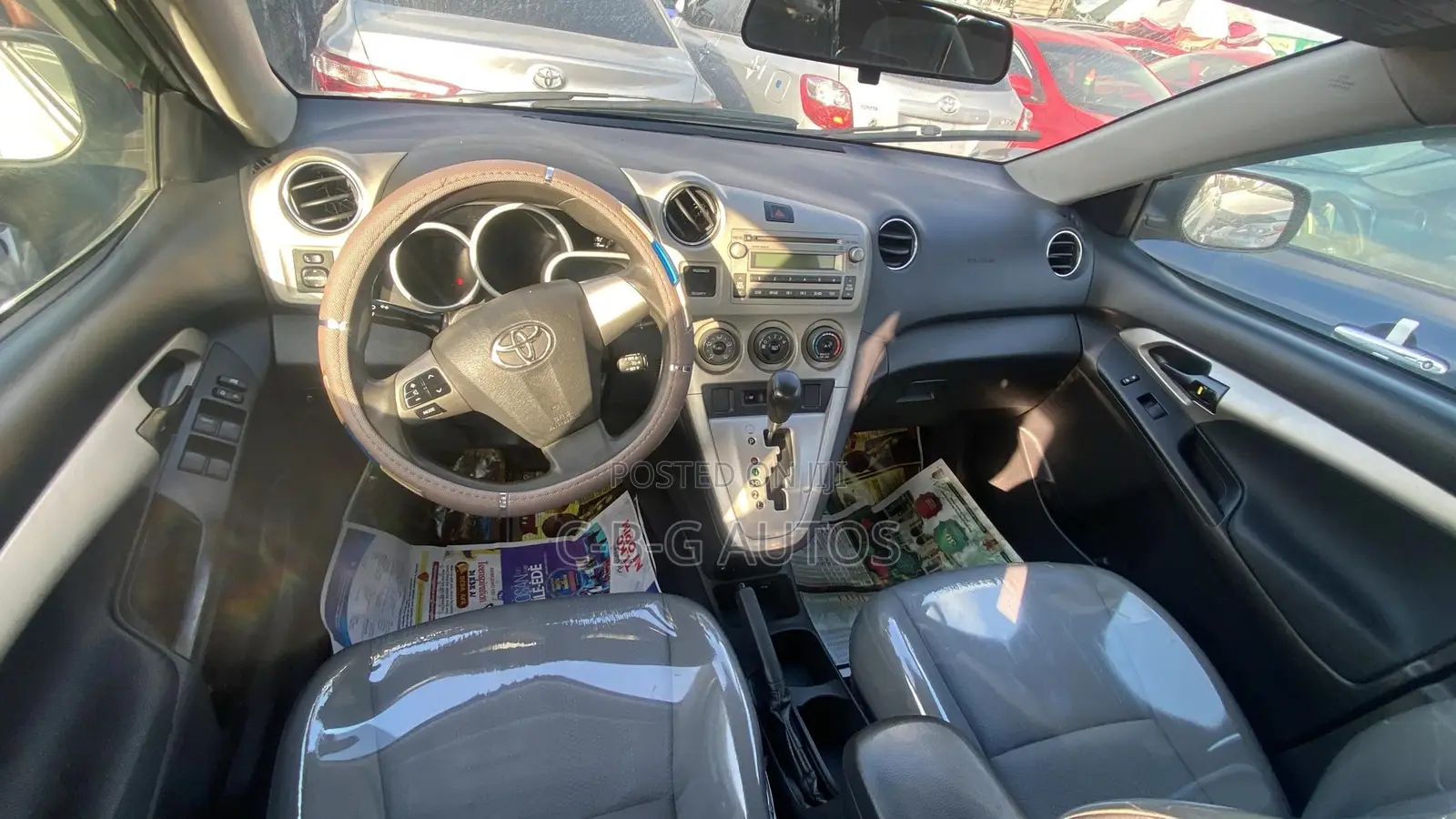 Toyota Matrix S Hatchback AWD (2.4L 4cyl 4A) 2012 Silver