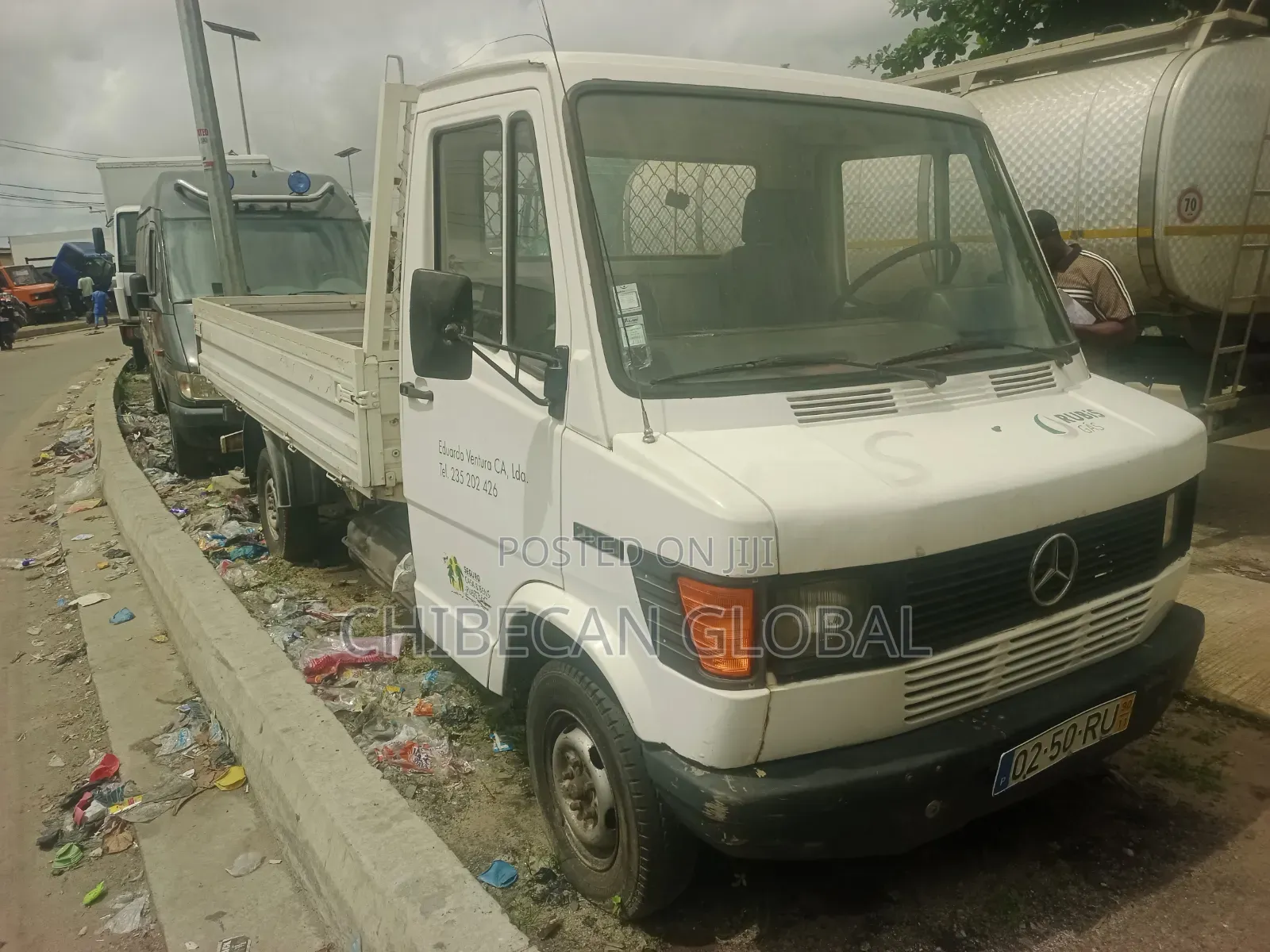 Mercedes Benz 210d Truck 4 Tyres (Tokunbo)