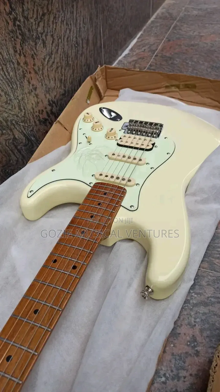 Seviliana Cream Colour Electric Lead Guitar Stratocaster Style.