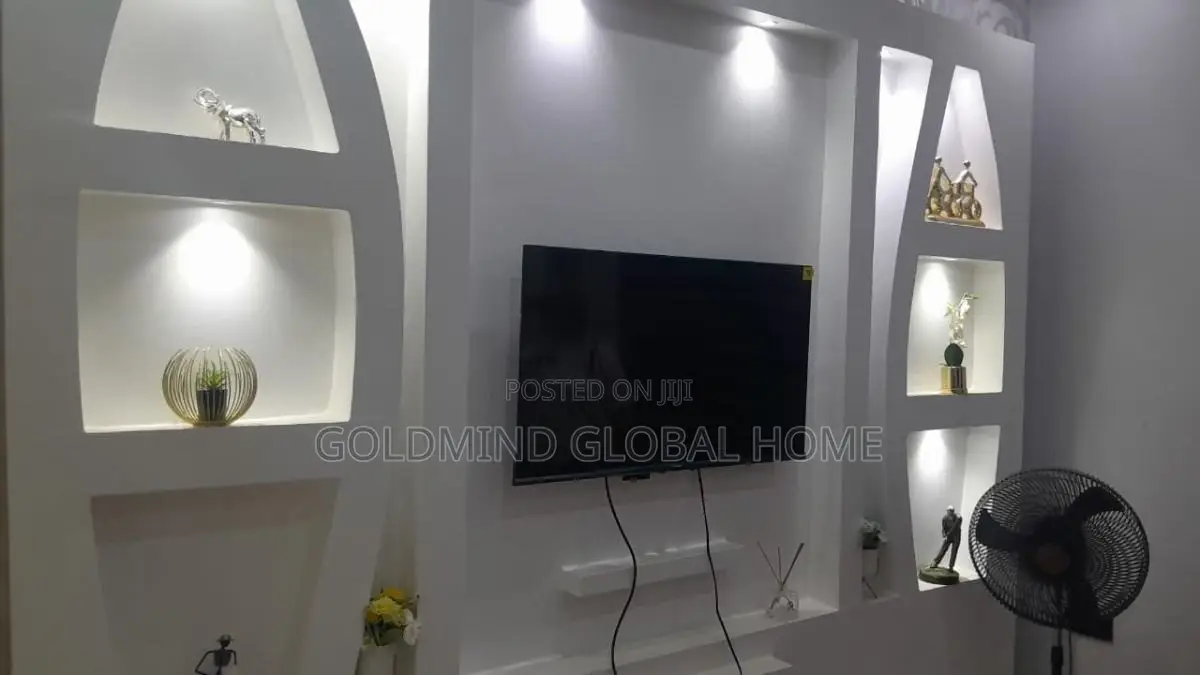 Furnished 4bdrm Penthouse in Lugbe District., FHA for sale