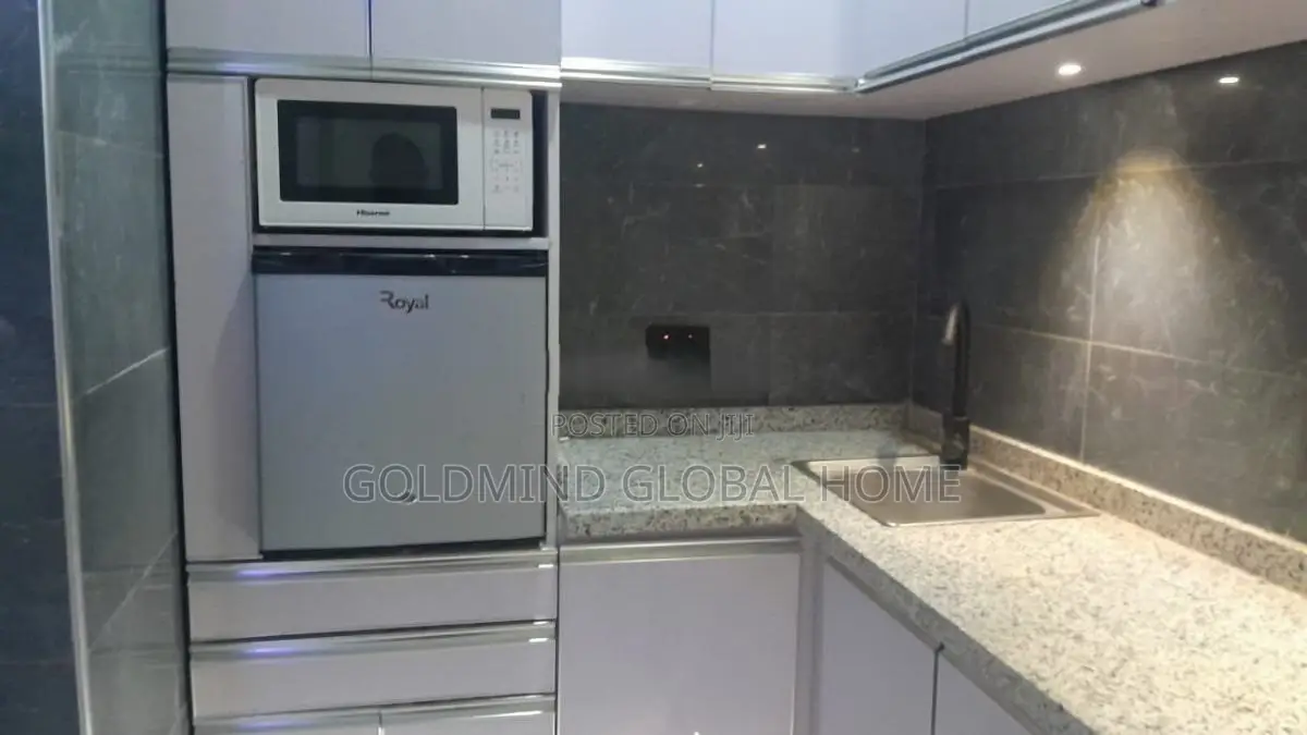 Furnished 4bdrm Penthouse in Lugbe District., FHA for sale