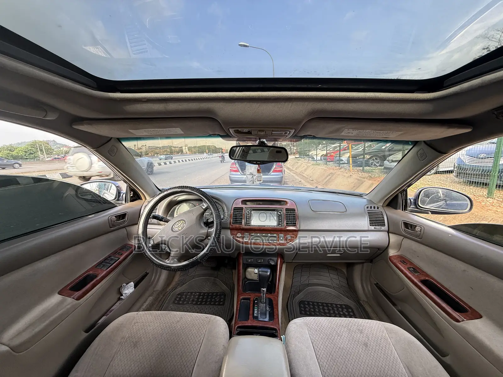 Toyota Camry XLE 4dr Sedan (2.4L 4cyl 4A) 2004 Blue