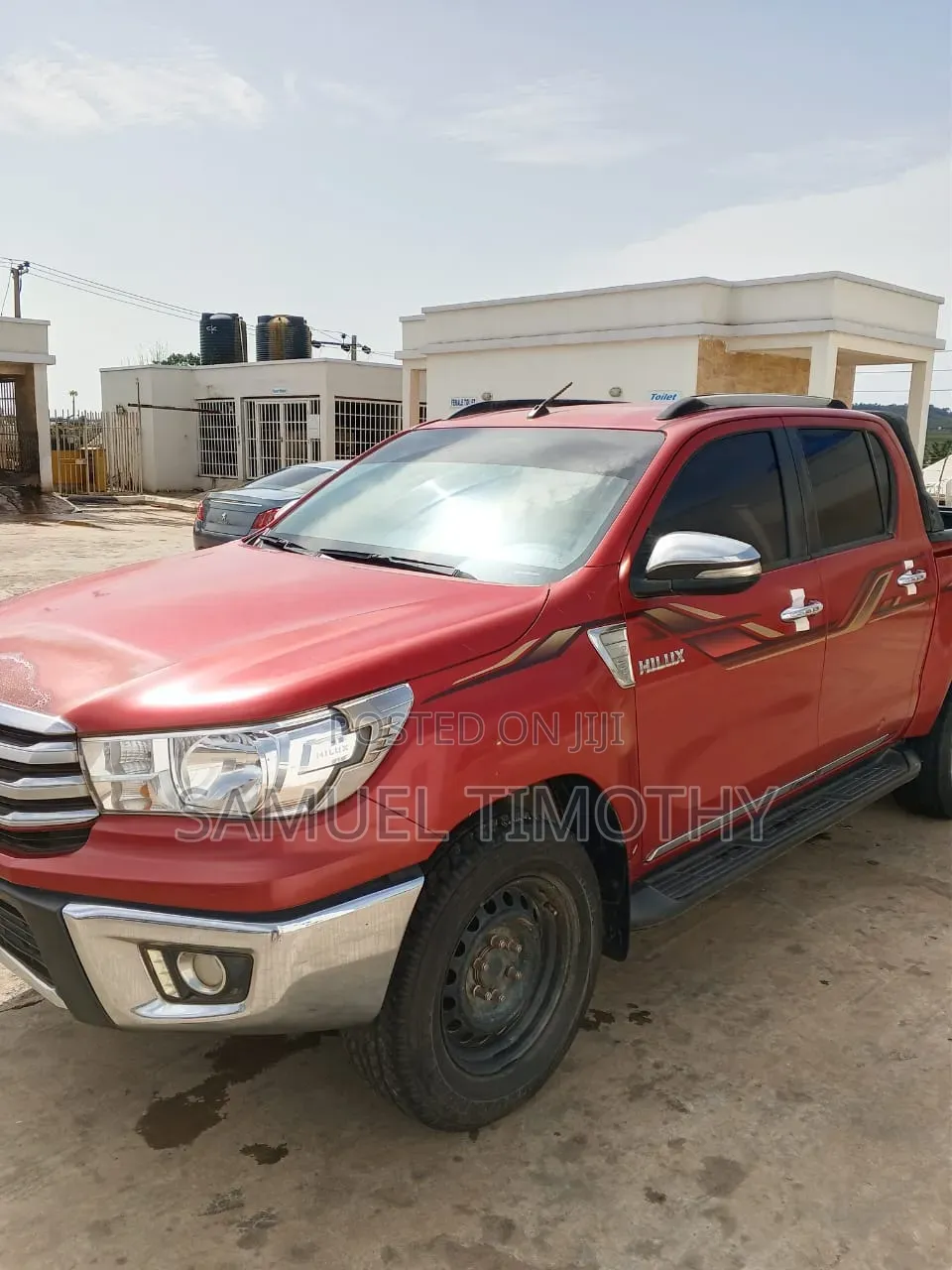 Toyota Hilux 2020 Red