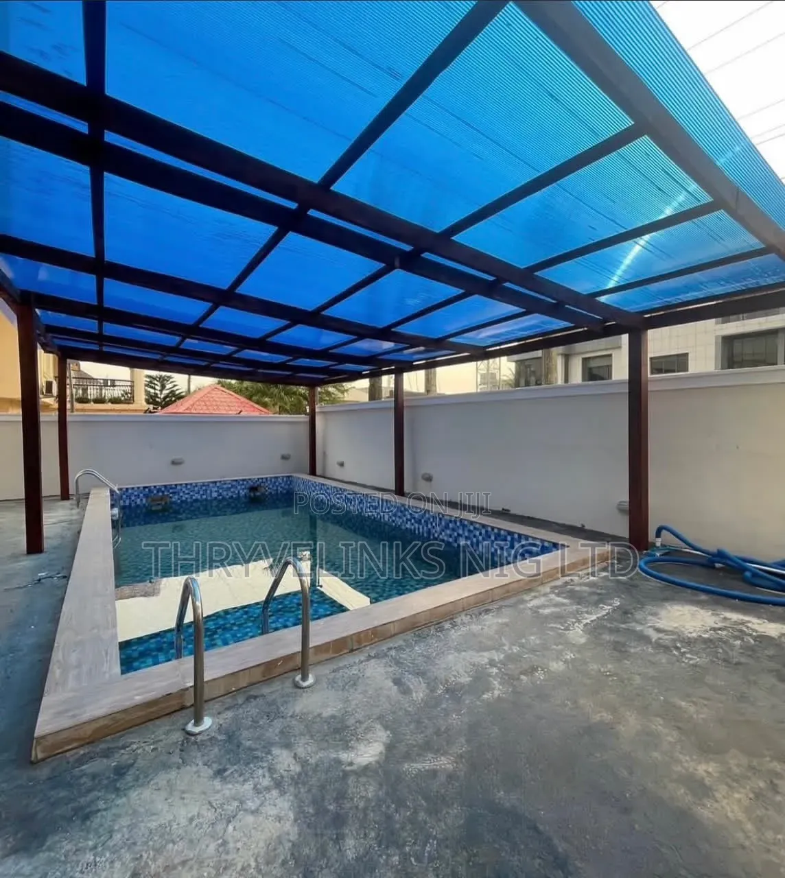 3bdrm Apartment in Lekki Phase 1 for rent