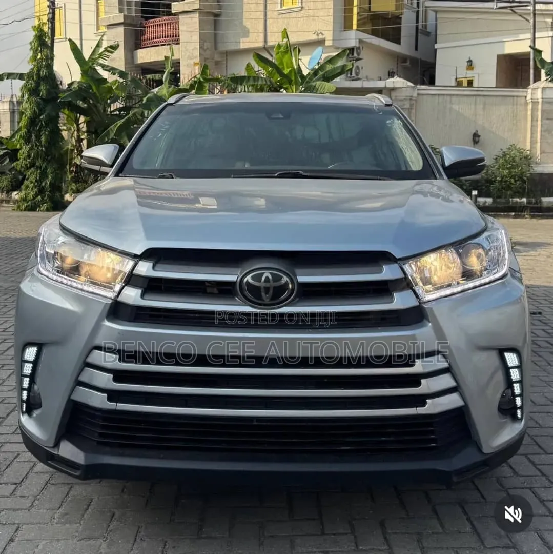 Original Led Foglamp Cover for Toyota Highlander 2017