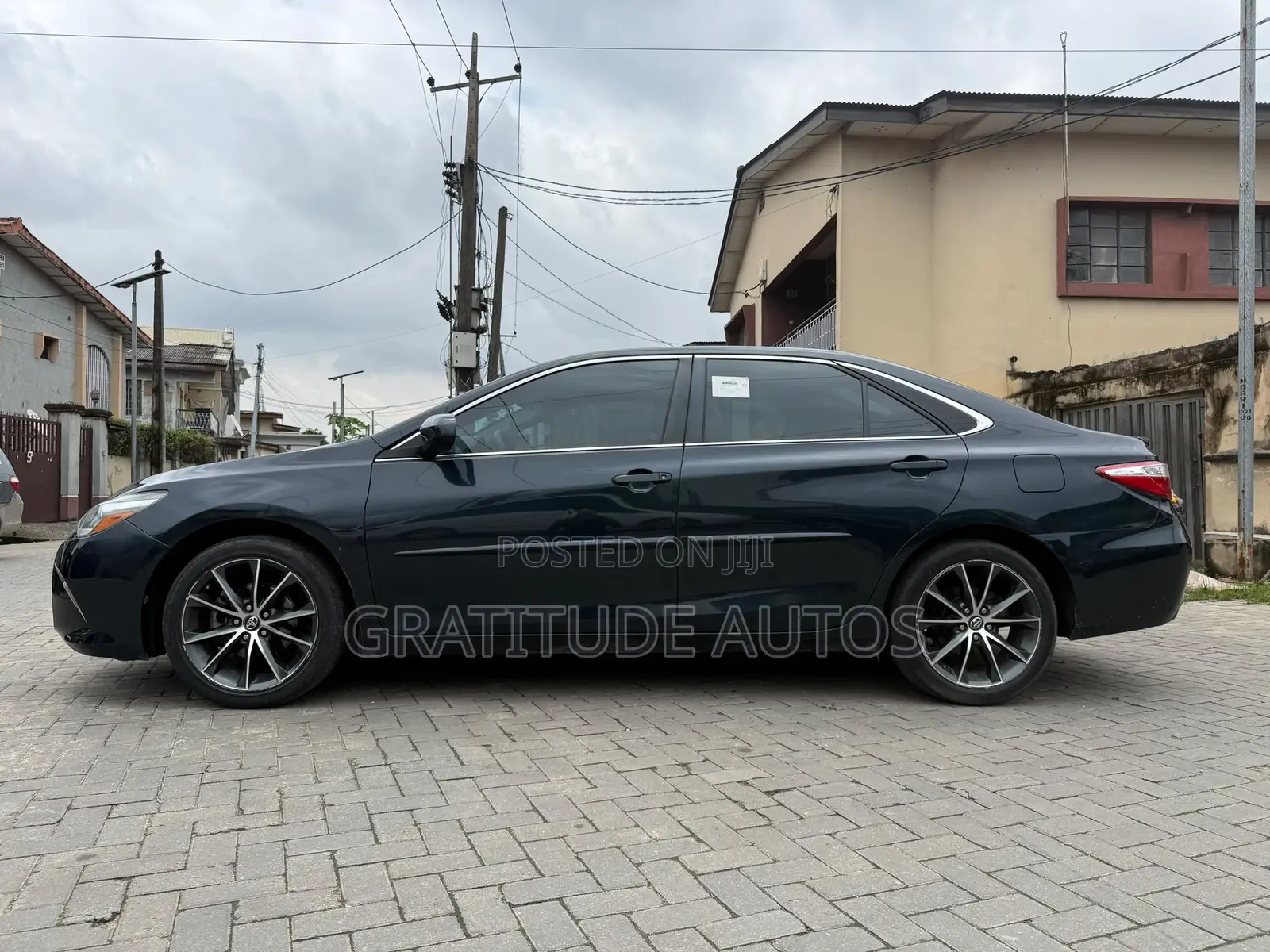 Toyota Camry SE 4dr Sedan (2.5L 4cyl 6A) 2016 Blue