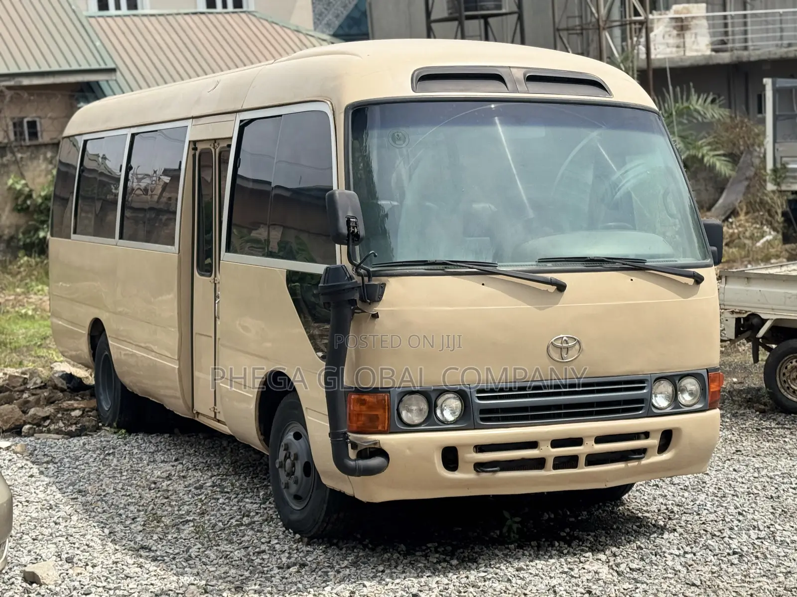 Toyota Coaster 2010 Gold