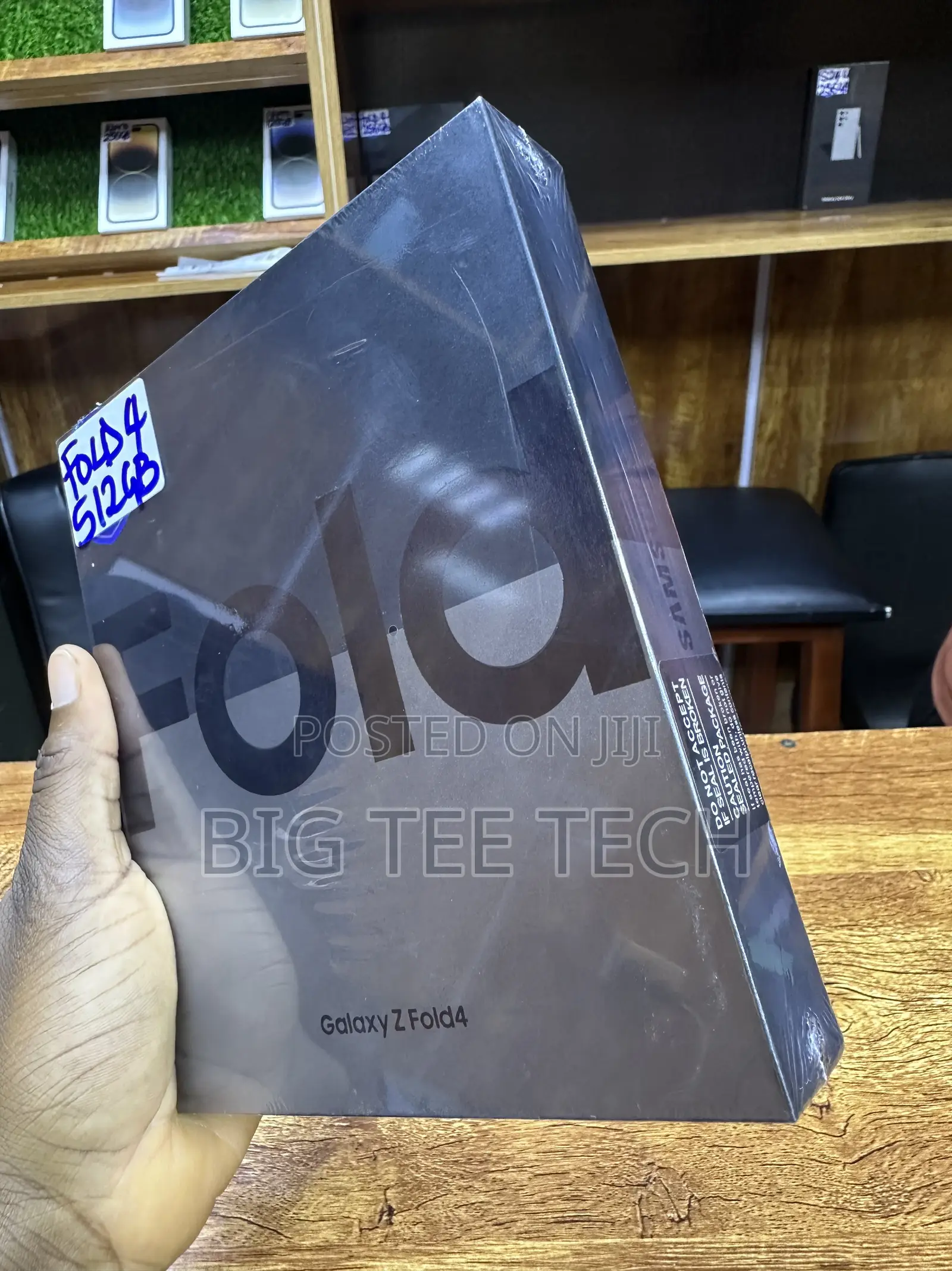 New Samsung Galaxy Z Fold4 512 GB Black