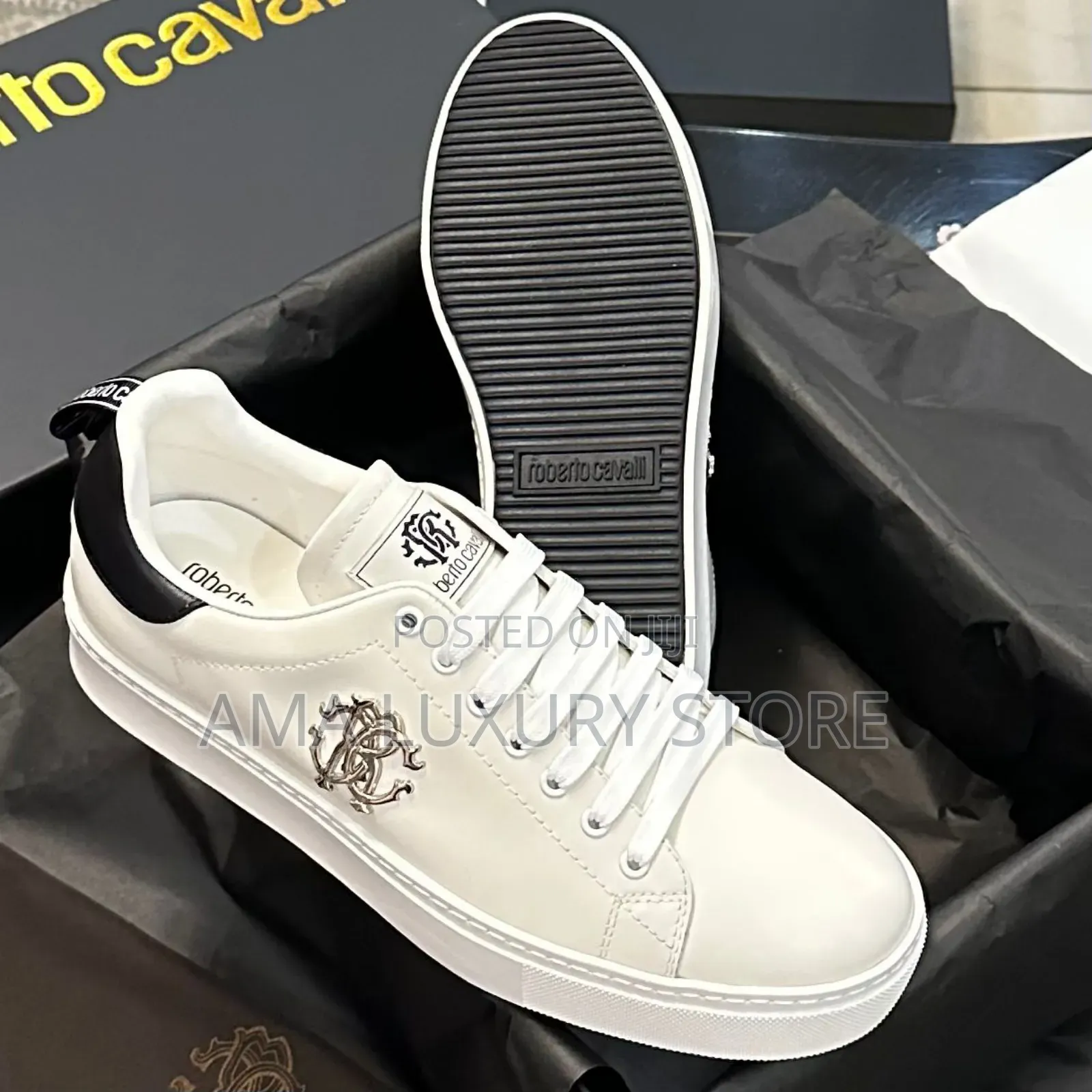 Roberto Cavalli Premium Luxury Men Sneakers–Elegant,Durabl,Comfortable