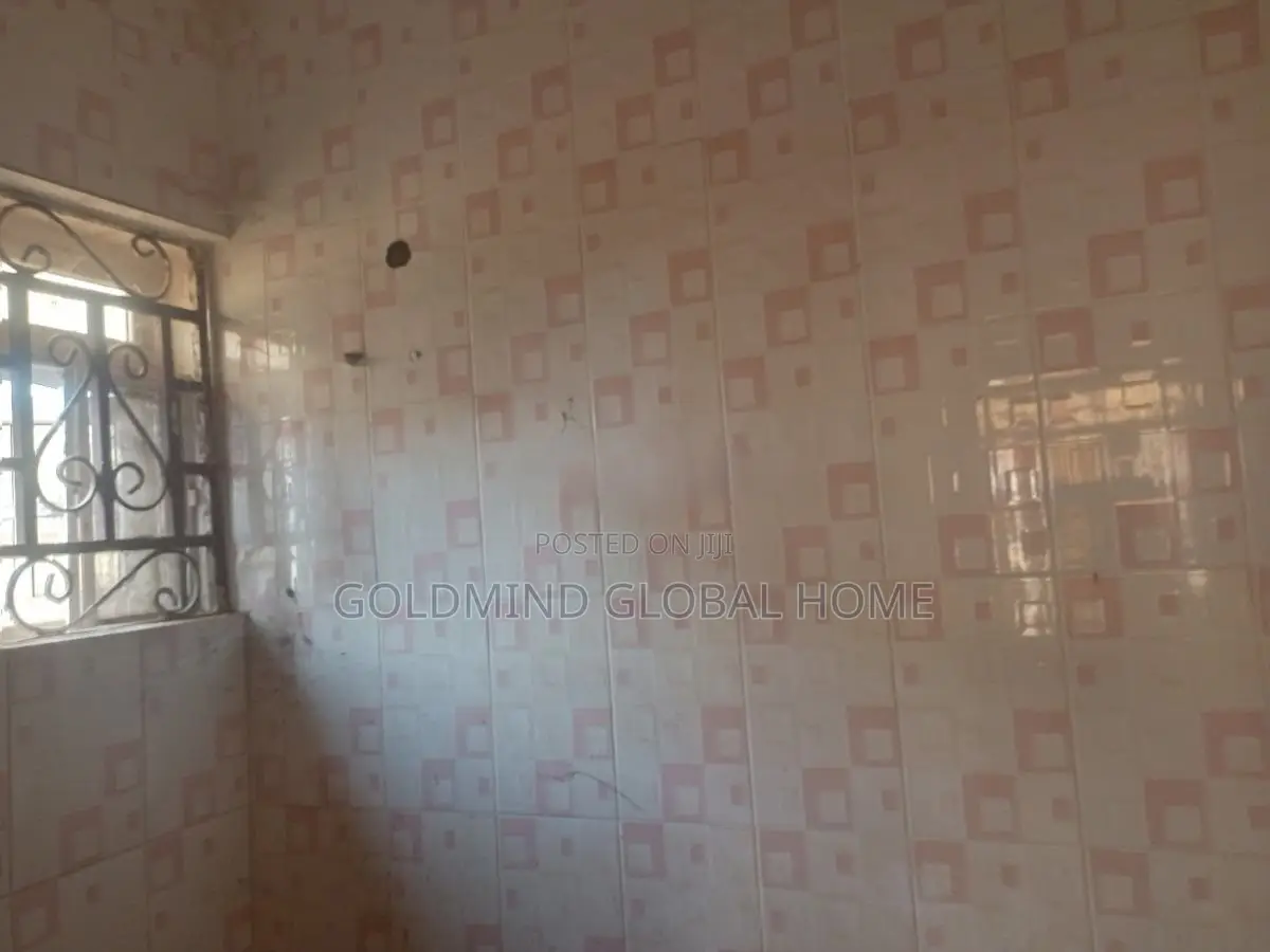 4bdrm Bungalow in Lugbe District. for sale