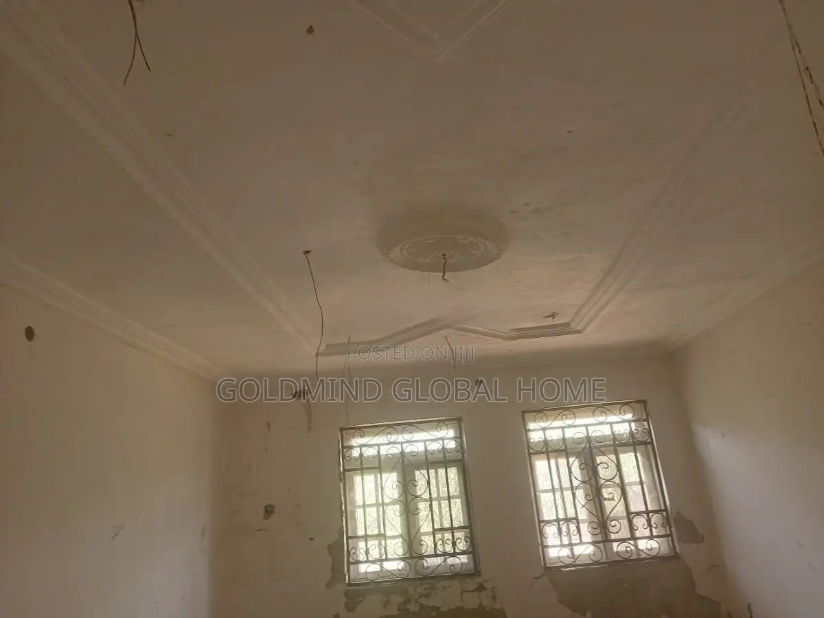 4bdrm Bungalow in Lugbe District. for sale