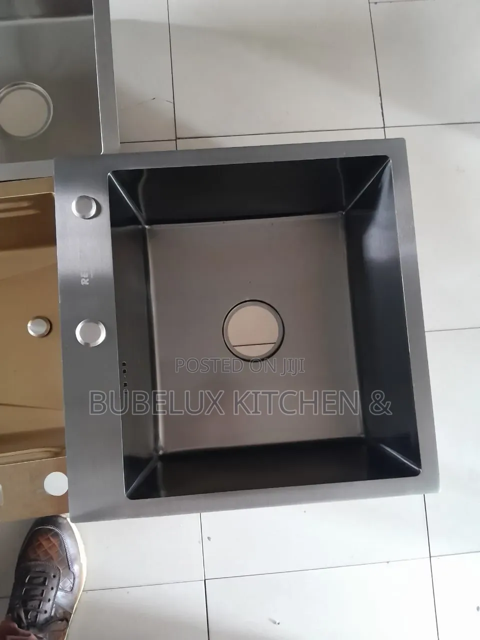 Premium Black Stainless Steel Kitchen Sink – Modern Single Bowl Sink