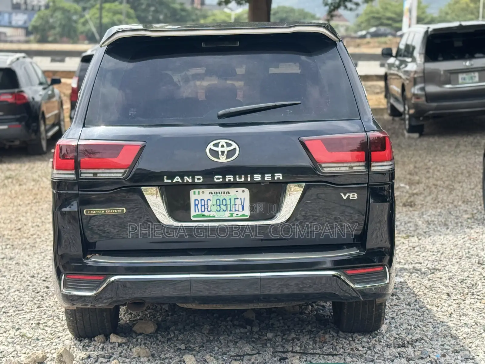 Toyota Land Cruiser 4.5 V8 GX-R 2014 Black