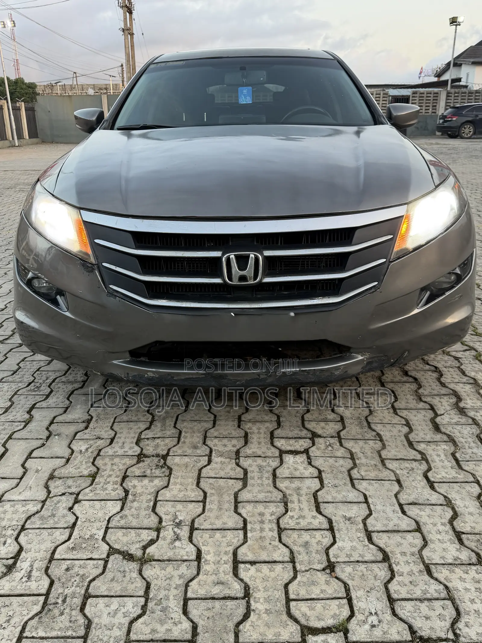 Honda Crosstour 3.5 FWD 2012 Gray