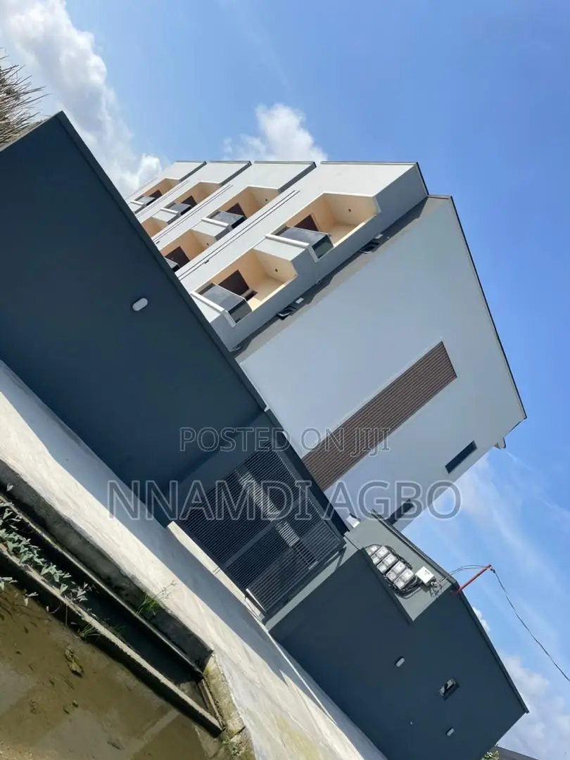 4bdrm Duplex in Abraham Adesanya Estate for rent