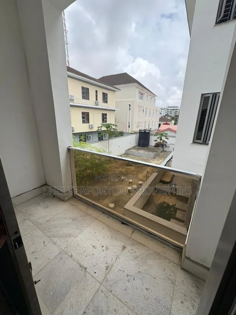 4bdrm Duplex in Victoria Island Extension for rent