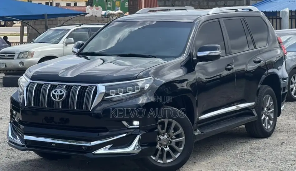Toyota Land Cruiser 2016 Black