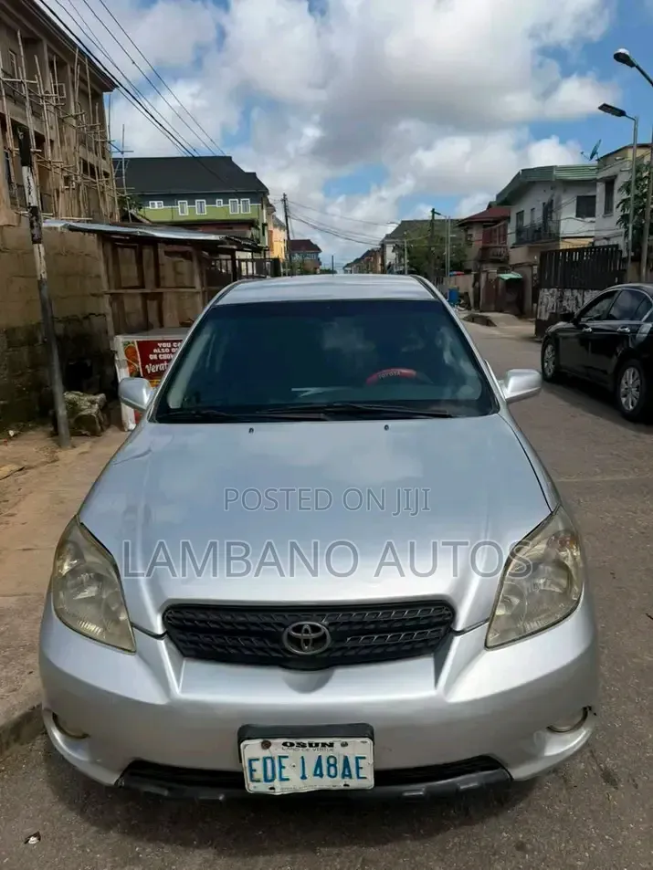 Toyota Matrix 2005 Silver