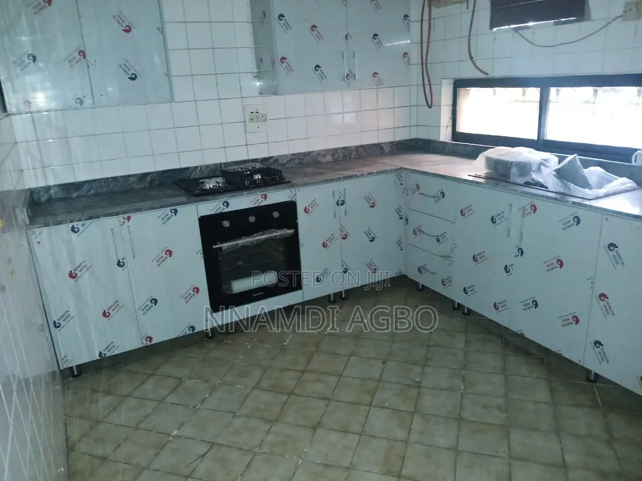 3bdrm Apartment in Abacha Estate for rent