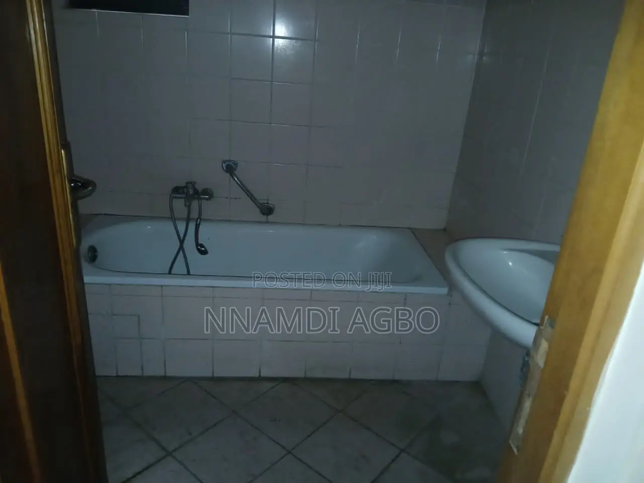 3bdrm Apartment in Abacha Estate for rent