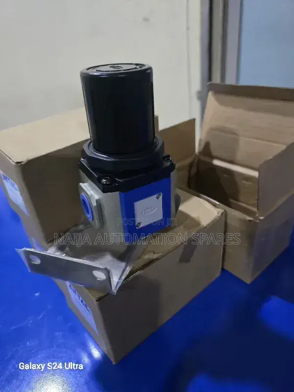 Gr400-15 - 0 - 10bar | Pneumatic Pressure Regulator Valve | Airtac