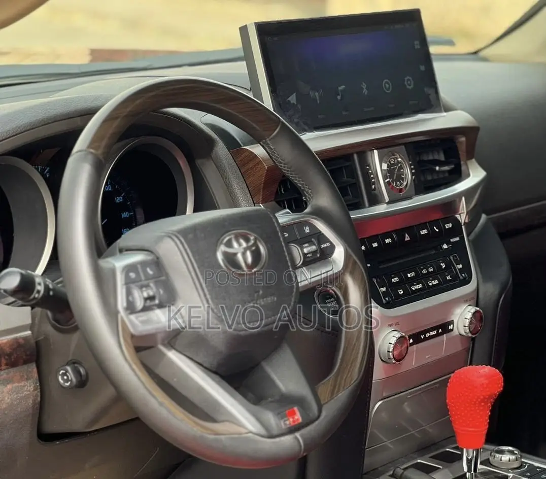 Toyota Land Cruiser 2025 Black