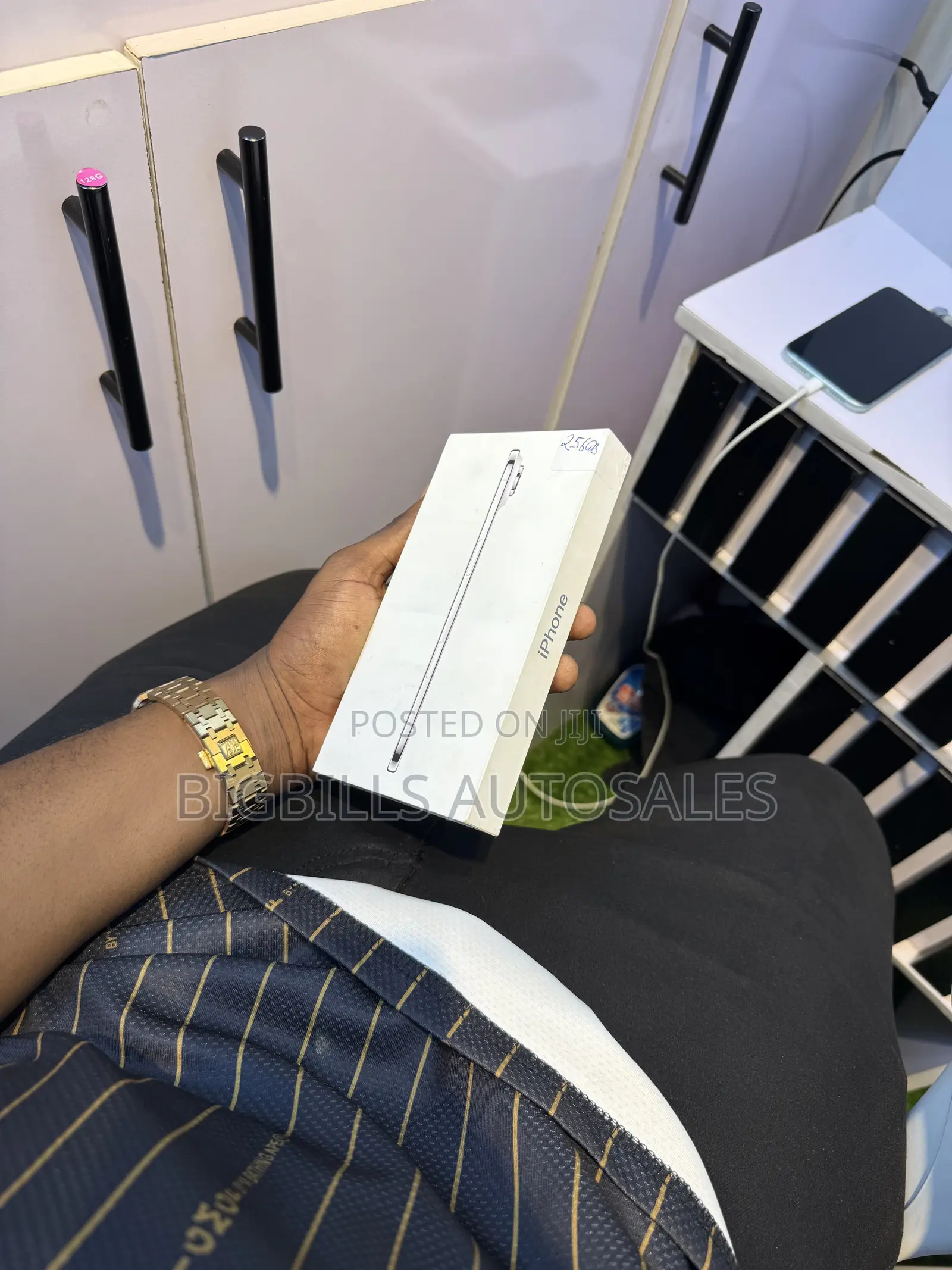 New Apple iPhone 17e 256 GB White