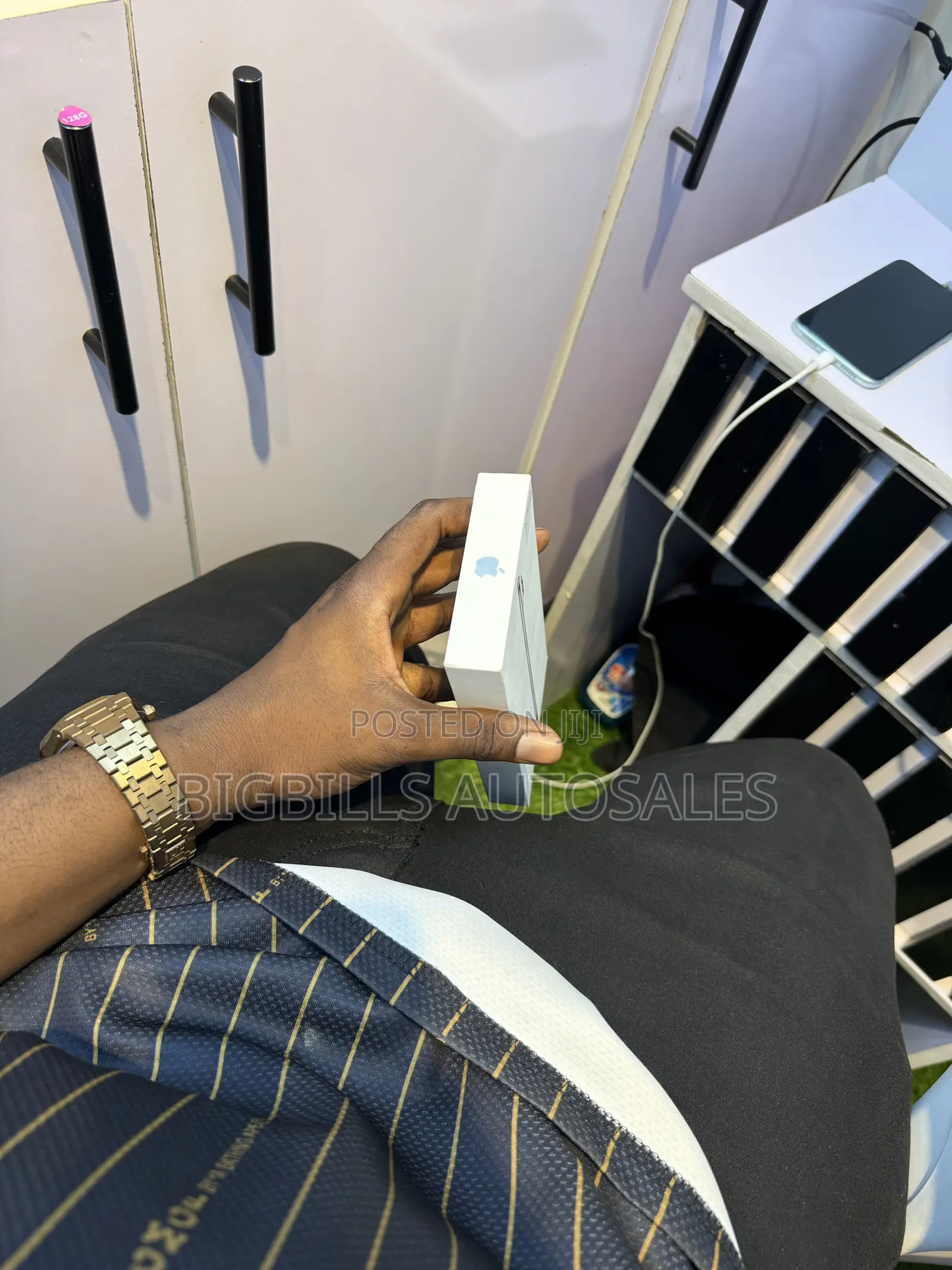 New Apple iPhone 17e 256 GB White