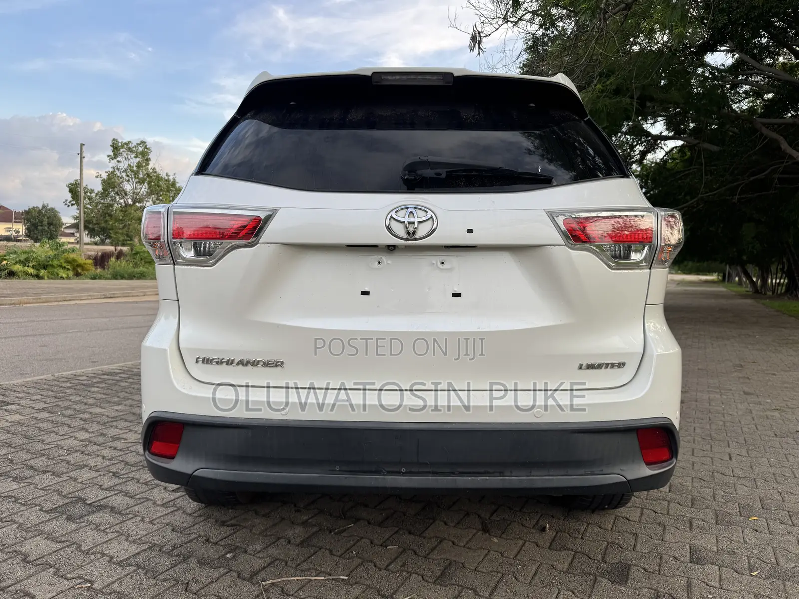 Toyota Highlander XLE 4dr SUV AWD (3.5L 6cyl 6A) 2015 White