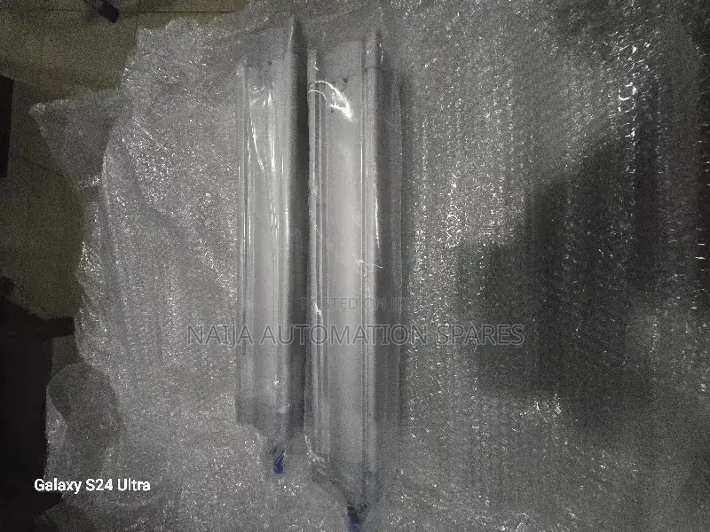 Festo DSBC-80-400-Ppva-N3 | 80mm Bore 400mm Stroke Cylinder | 1383343