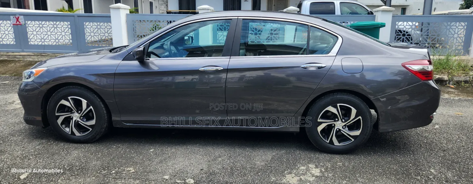 Honda Accord EX-L 4dr Sedan FWD (2.4L 4cyl 2A) 2016 Gray