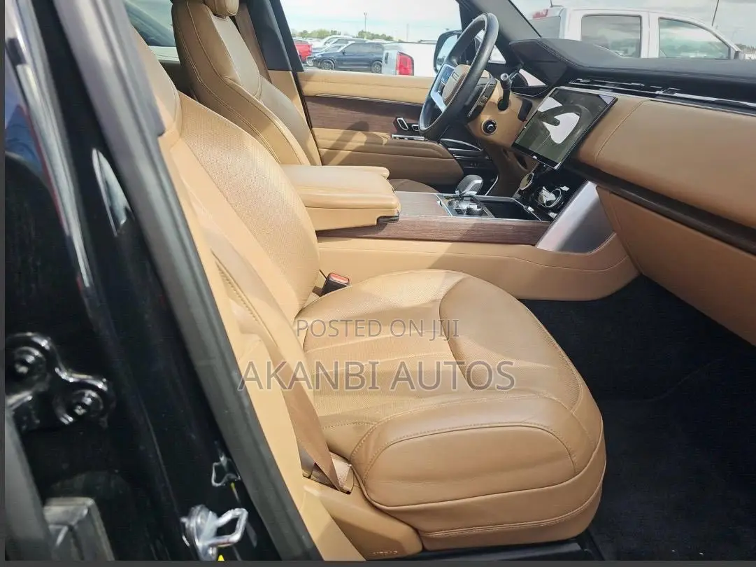 Land Rover Range Rover Vogue 2023 Black