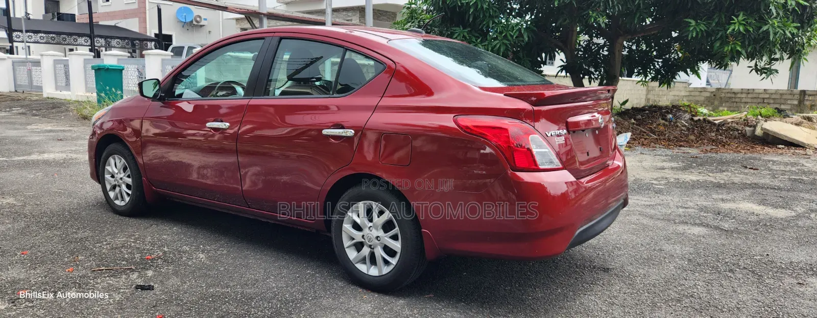Nissan Versa 1.6 SV 2018.5 2018 Red