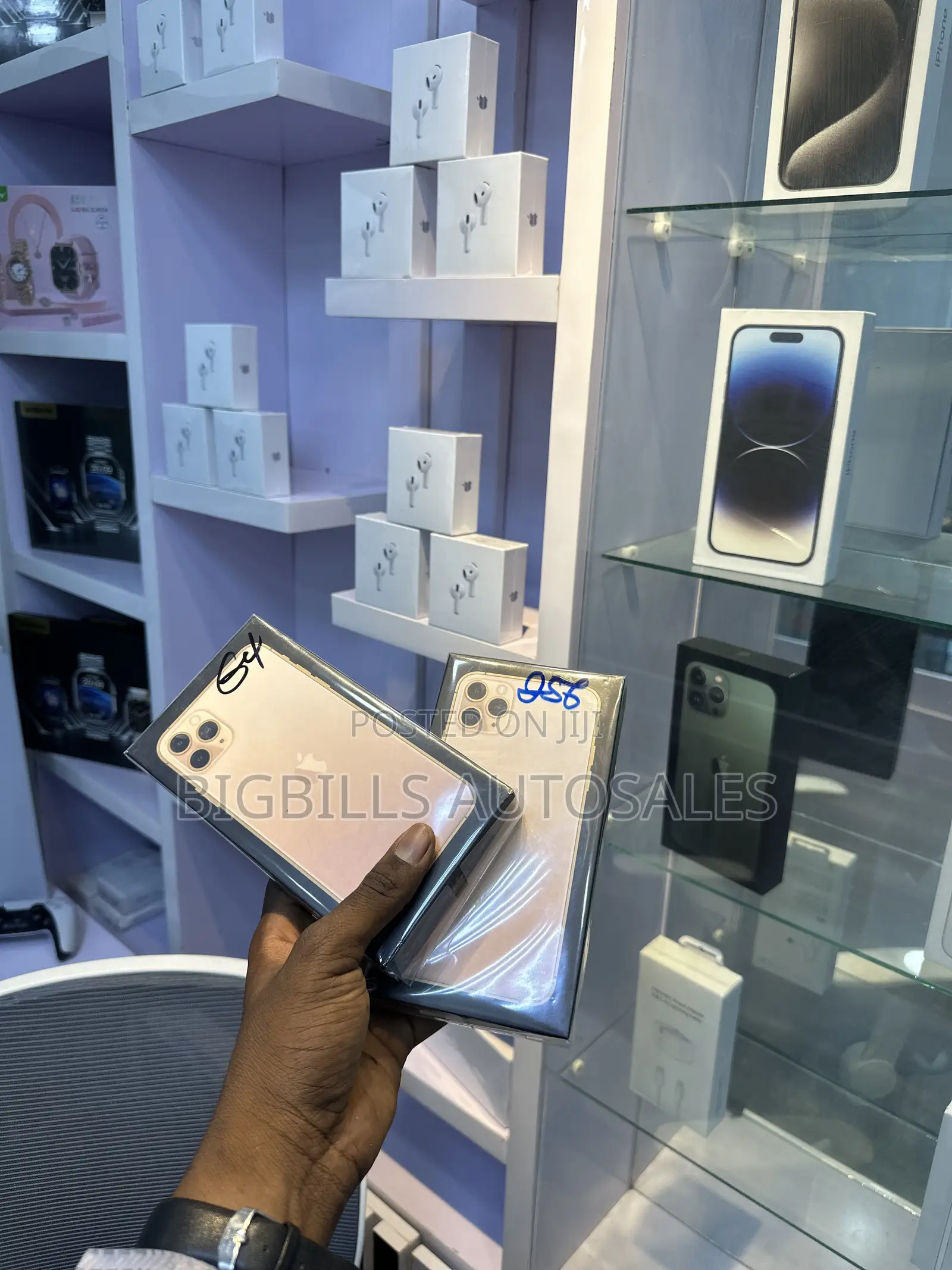 New Apple iPhone 11 Pro Max 256 GB Black