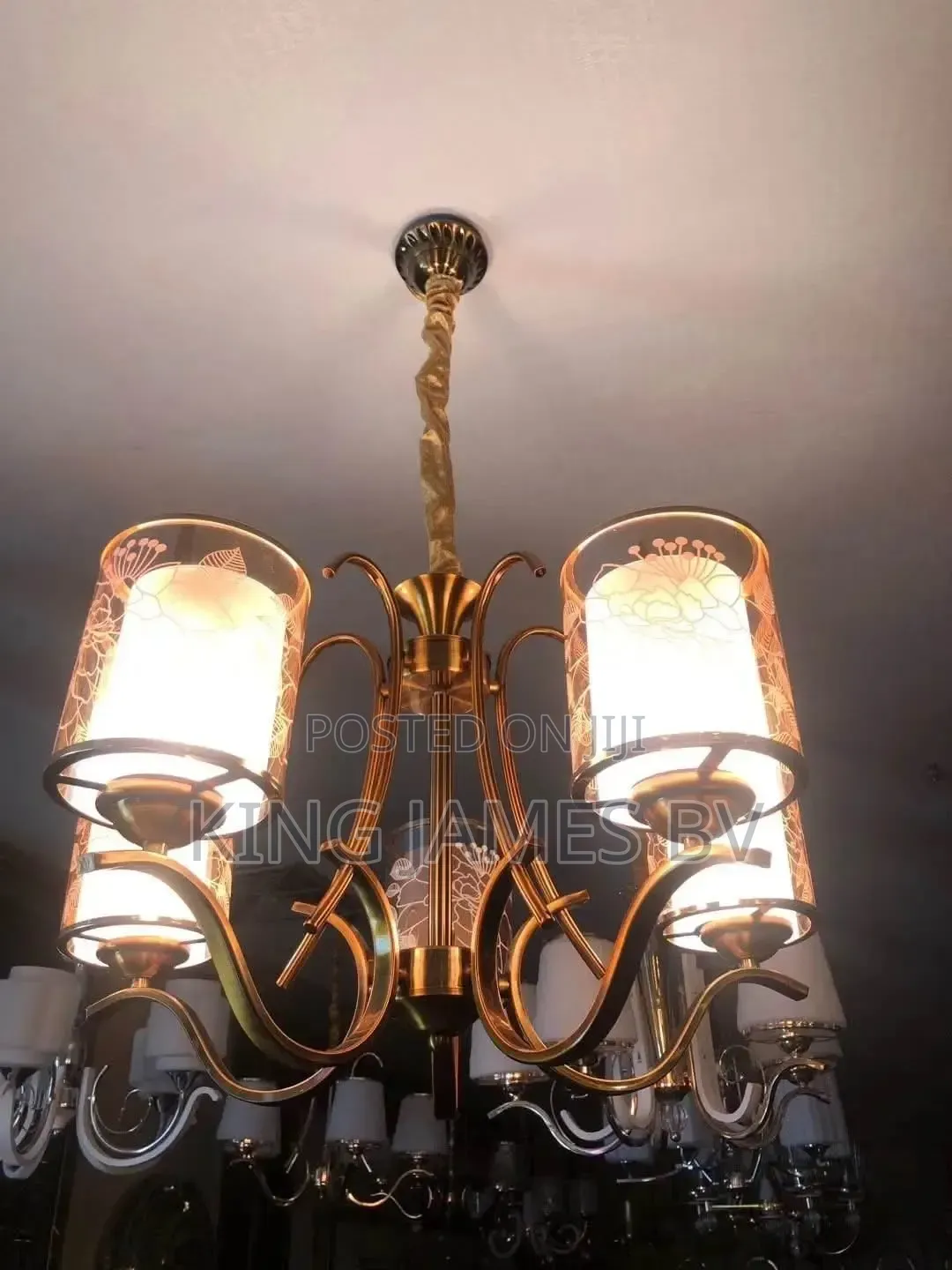 Cup Chandelier Light – Stylish Modern Luxury Lighting