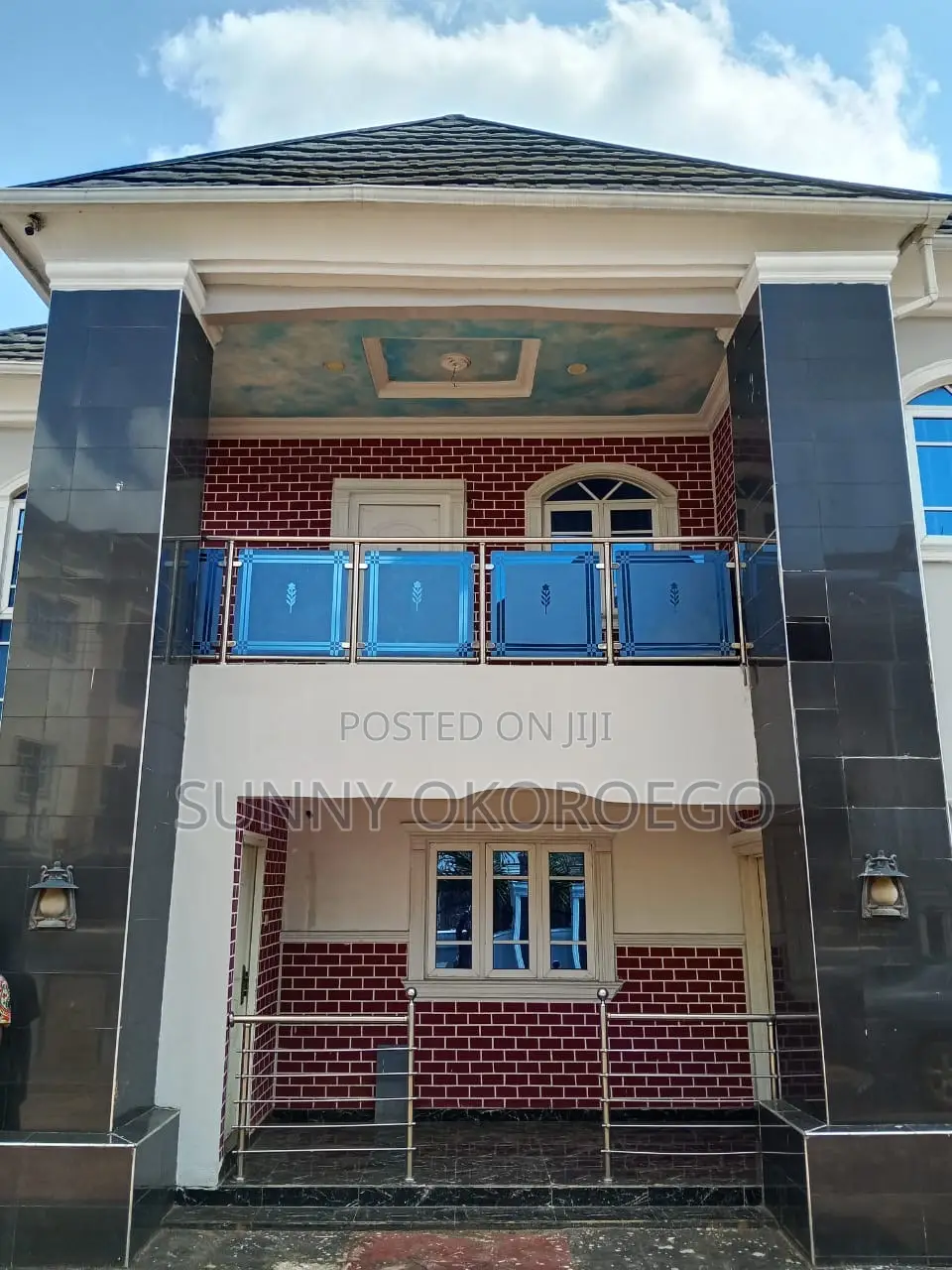8bdrm Duplex in Owerri for sale