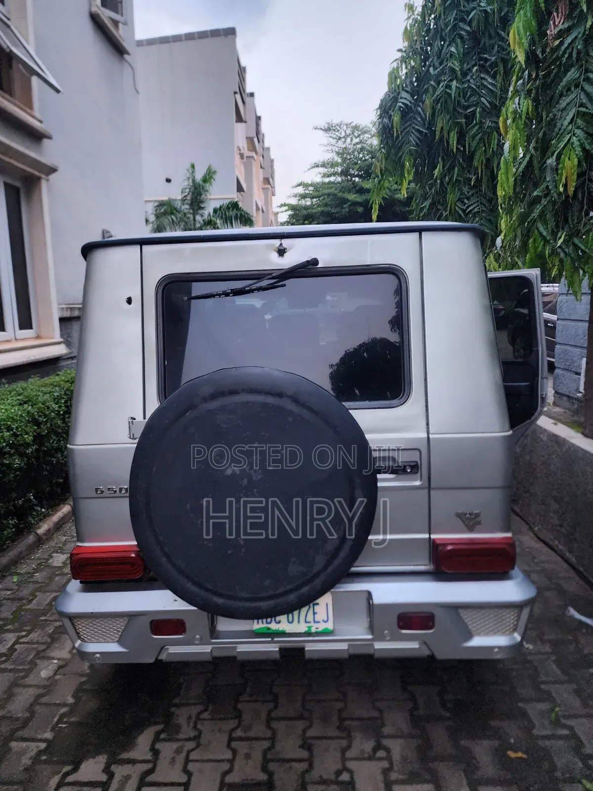 Mercedes-Benz G-Class 2005 Gold