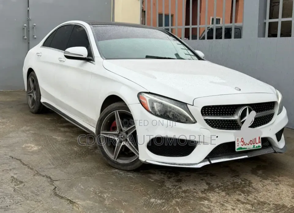 Mercedes-Benz C300 2016 White