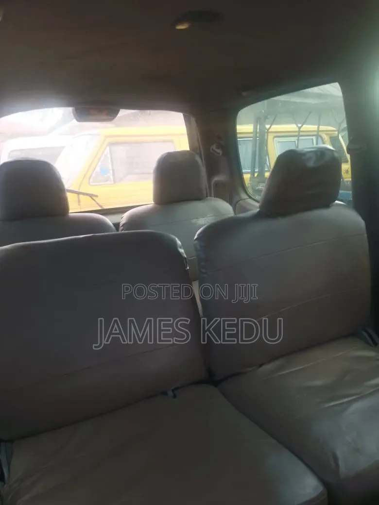 Nissan Serena 2004 Green