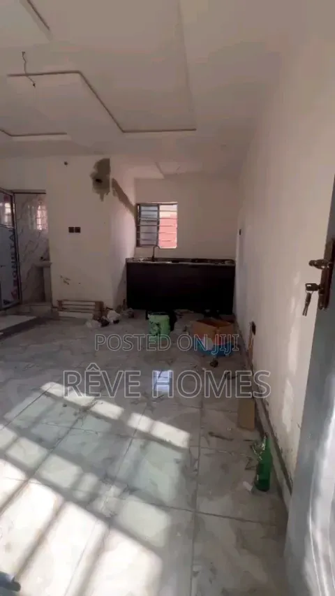 Studio Apartment in Shomolu / Shomolu for rent