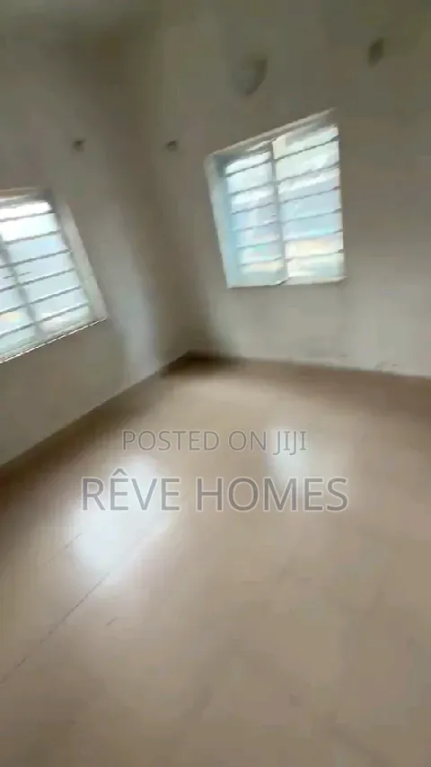 2bdrm Apartment in Oworonshoki / Gbagada for rent