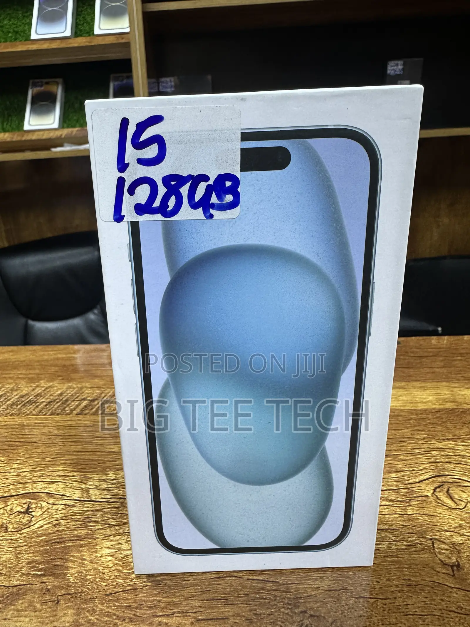 New Apple iPhone 15 128 GB Blue