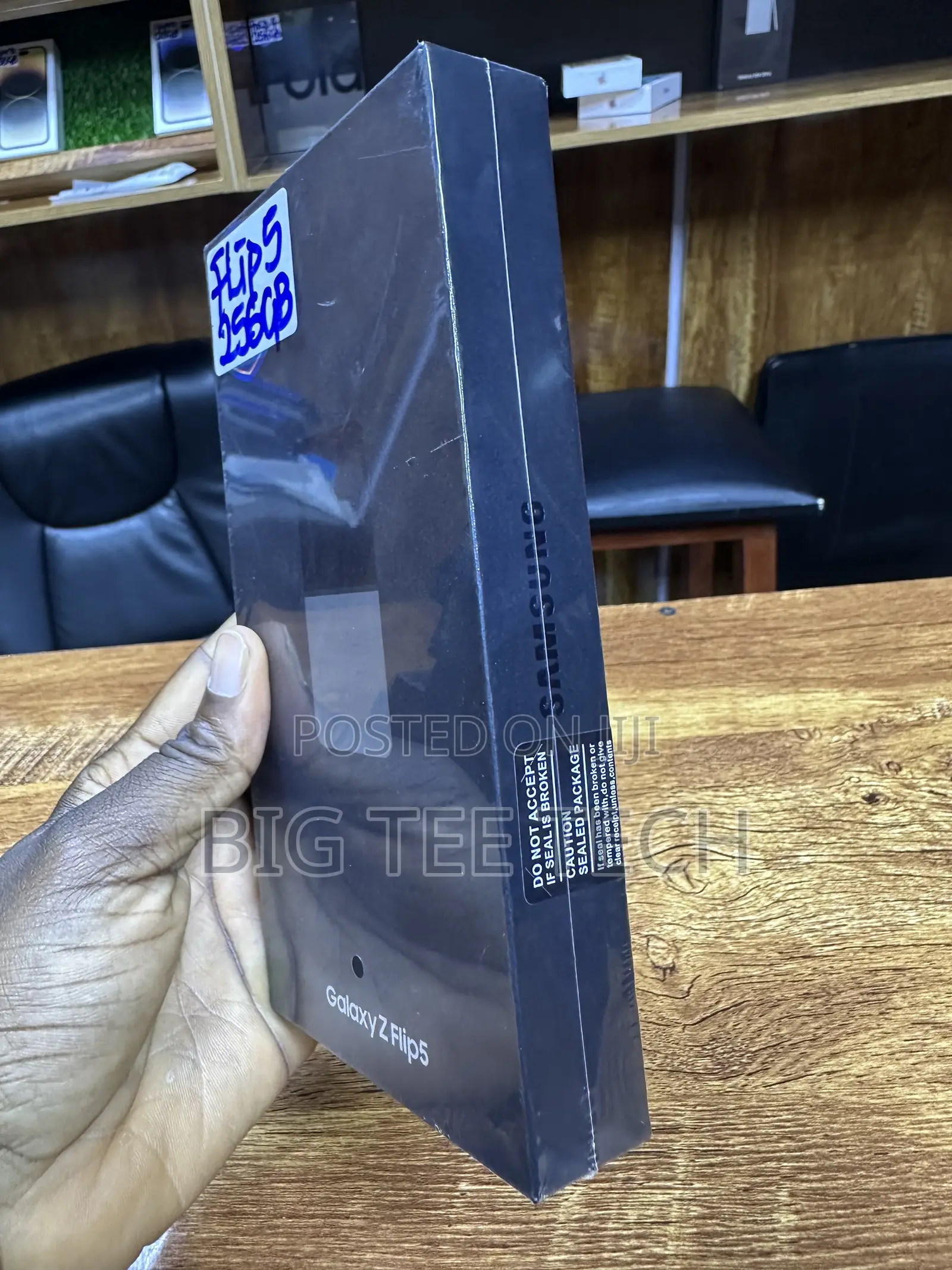 New Samsung Galaxy Z Flip 5 256 GB Black