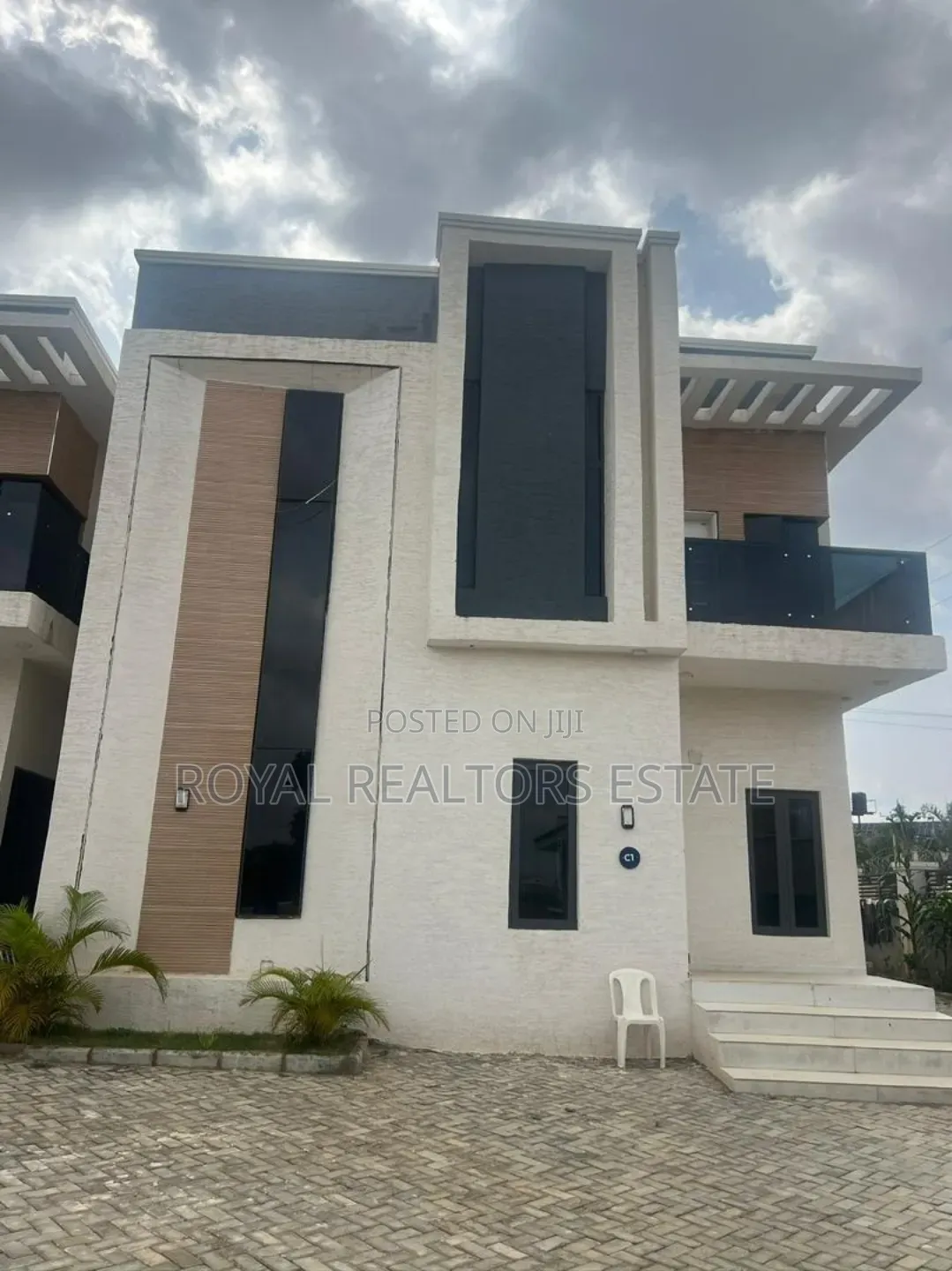 4bdrm Townhouse/Terrace in By Brickhall School, Kaura for sale
