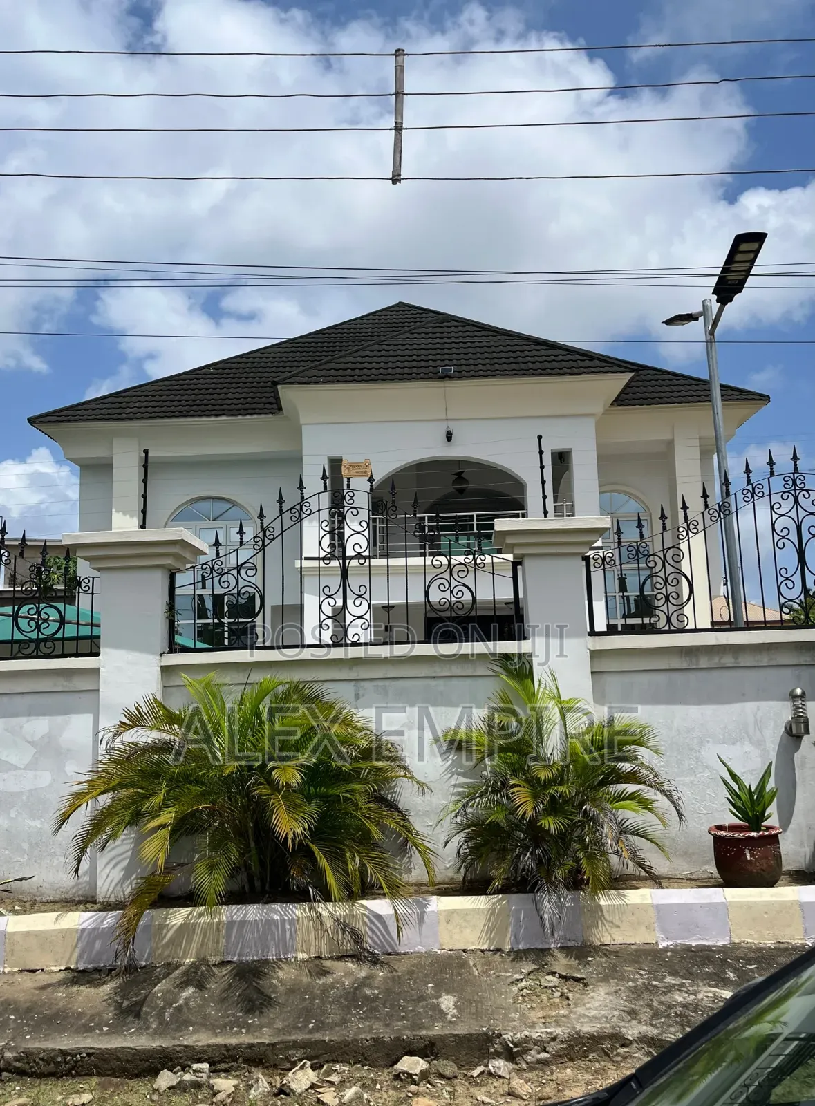 6bdrm Duplex in Festac for sale