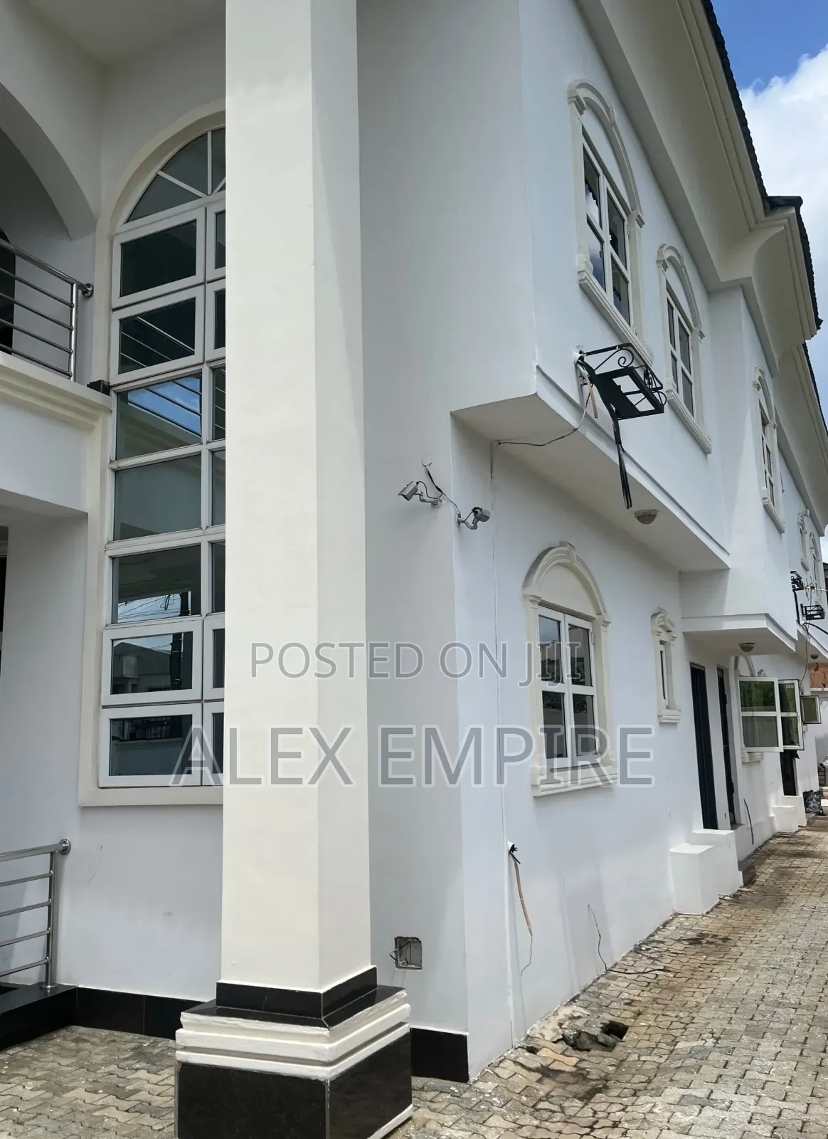 6bdrm Duplex in Festac for sale